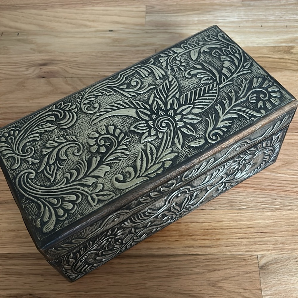 Pottery Barn Large Wooden Decorative Jewelry Box